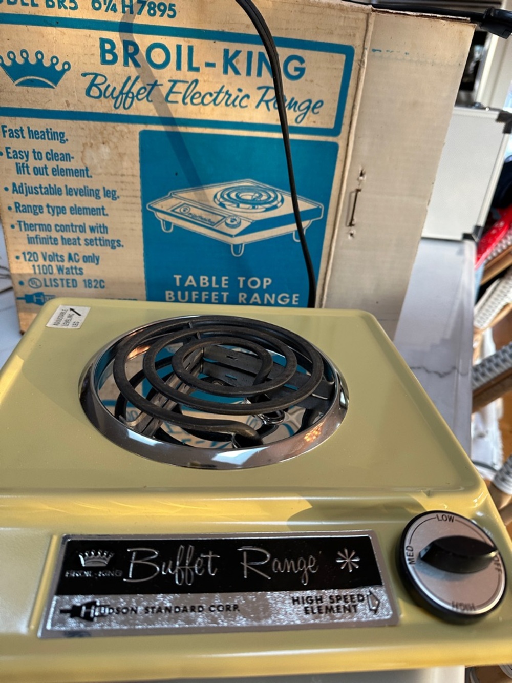 Buffet Range Electric Single Burner in Pale Yellow